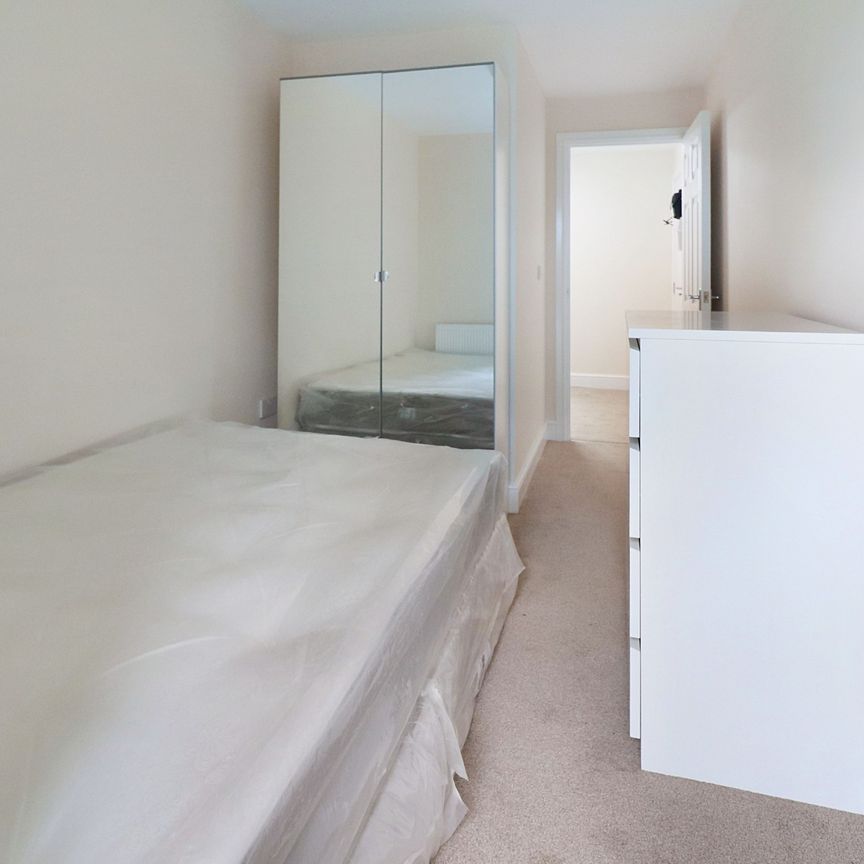 Flat 1B 25a London Road, Oxford OX3 7RE - Photo 1