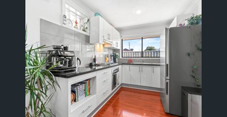 Location + Liveability = Healthy Efficient & Comfortable - Photo 2