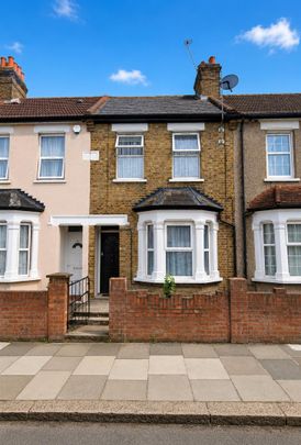 Regina Road, Southall UB2, London - Photo 1