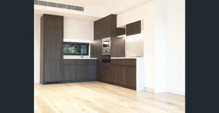 Stunning Designer Home + Study has Privacy & Serenity - Photo 5