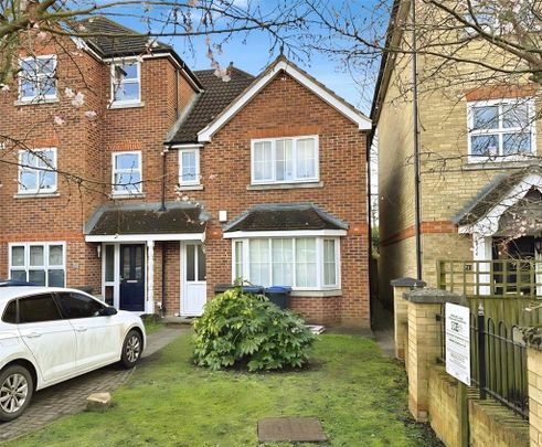 5 bedroom end of terrace house to rent - Photo 1