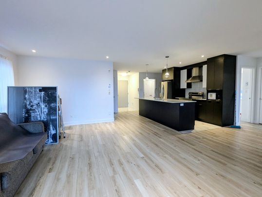 Appartement - 302-2470 Route Édouard-VII - Photo 1