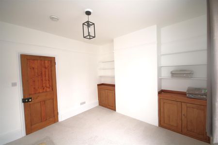 Kent CanterburyOaten Hill, CT1 3HP, Canterbury - Photo 3