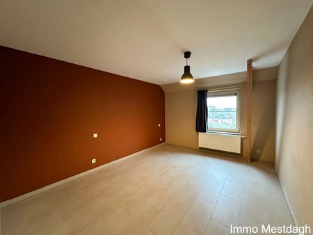 Ruim appartement met terras, binnen de ring van Diest - Foto 4