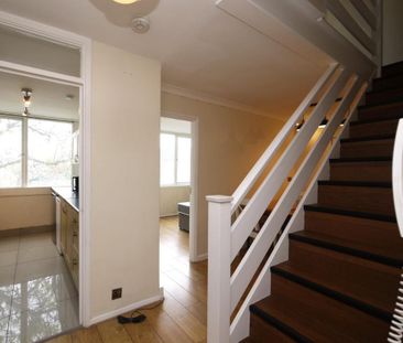 3 bedroom flat to rent - Photo 3