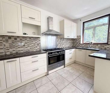 Hertford Road, Edmonton, N9 - Photo 2