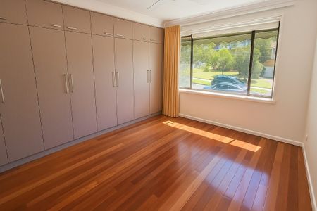 Spacious Family Home in Prime Carlingford West Catchment - Photo 4