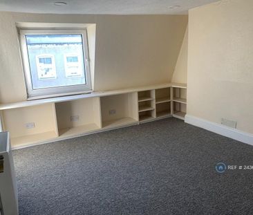 4 bedroom maisonette to rent - Photo 5