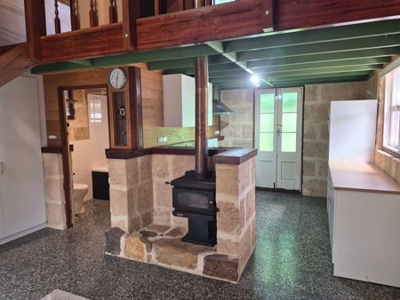 Private & Charming 1x1 Studio - Walk to Town & Shops - Photo 2