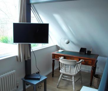 1 bedroom coach house to rent - Photo 3