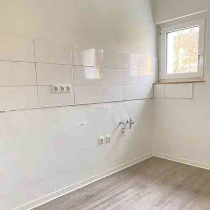 Jetzt zugreifen: bezugsfertige 2,5-Zimmer Wohnung - Photo 1