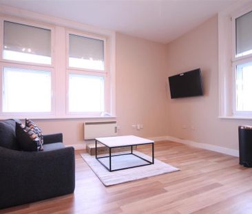 2 bedroom apartment to rent - Photo 4