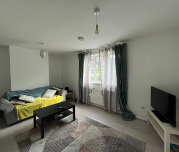 20 Goldswong Terrace, NG3 4HB, NOTTINGHAM - Photo 6