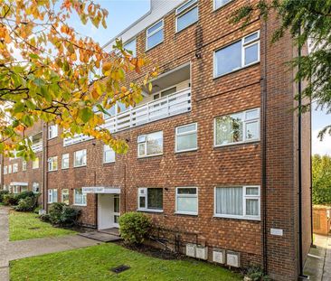 Chesterfield Court, Cranes Park, Surbiton, Surrey, KT5 flat to rent - Photo 1