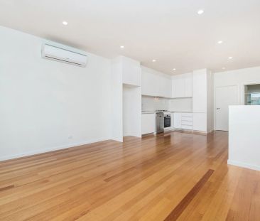 Unit 10/9-11 Nerissa Grove, Oak Park. - Photo 3