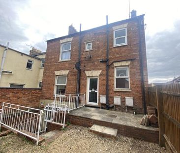 3 bedroom end of terrace house to rent - Photo 5