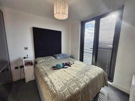 2 bedroom flat to rent - Photo 3