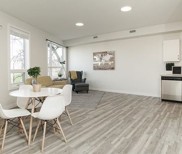 207-18 Picardy Place - Photo 3