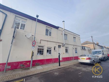 2 bedroom apartment to rent - Photo 4