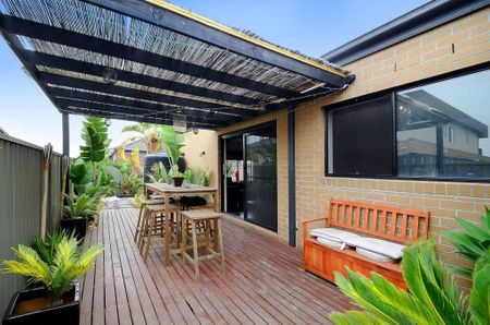 THE ULTIMATE LIFESTYLE! - Photo 2