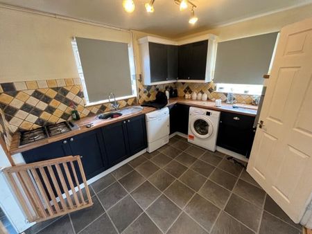 Stothard Road, Horfield - Photo 2