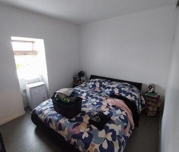 Location Appartement 2 pièces 48m² HENIN BEAUMONT 62110 - Photo 5