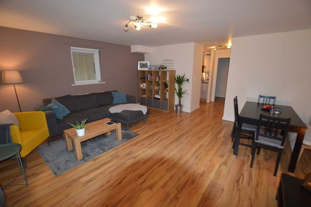 Price £1,225 pcm - Available Now - Unfurnished - Photo 1