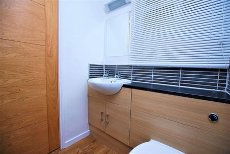 1 bedroom apartment to rent - Photo 4