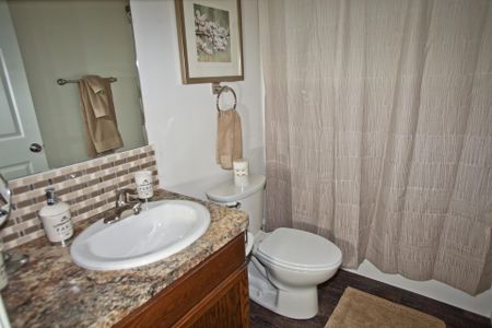 Loran Heights Upper Unit #803 June 1/26 - Photo 4
