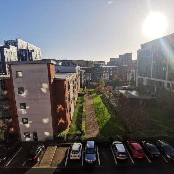 Renolds House, Lamba Court, Salford, M5 - Photo 1