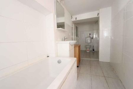 3 1/2-Zimmer-Wohnung im Erdgeschoss / 3 1/2-room apartment on the ground floor - Photo 4