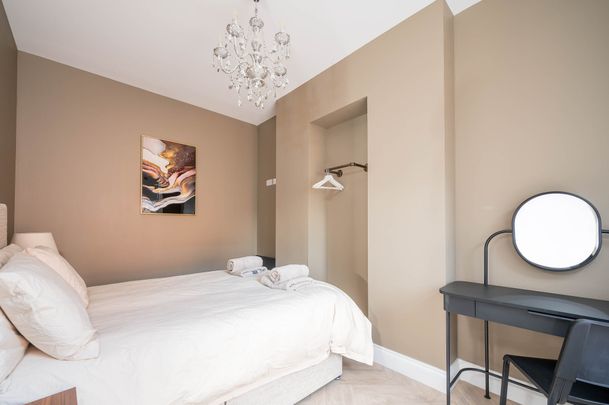 Apt 5, 15 Malone Road, Belfast, BT9 6RT - Photo 1