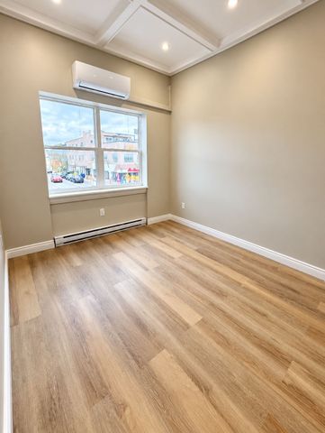 For Lease - 2157 Danforth Avenue Unit# Upper, Toronto, Ontario - Photo 4