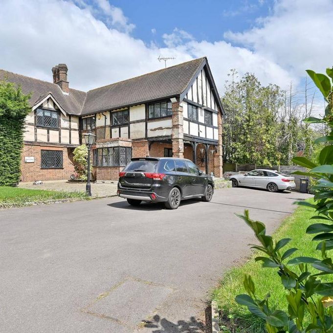 4 bedroom detached house to rent - Photo 1