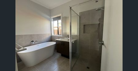 36 Rice Flower Crescent, Strathtulloh, Vic 3338 - Photo 5