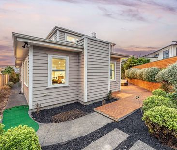 Property Management36 Headland Drive, Long Bay - House for Rent - Photo 1