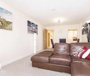 2 bedroom apartment to rent - Photo 6