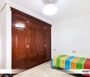 Calle Hernán Ruiz, Sevilla, Andalusia 41006 - Photo 4