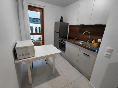 Location Appartement 2 pièces 43m² LYON 7ème - Photo 5