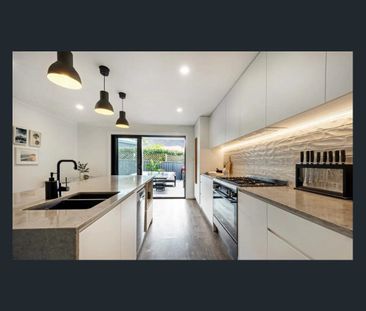 Application and enquiry link: https://app.snug.com/apply/theagencyh... - Photo 3