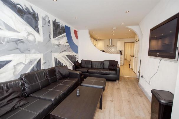 7 bedroom house to rent - Photo 1