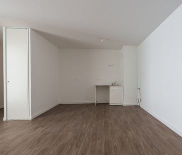 Location Appartement 2 pièces 53m² - Photo 2