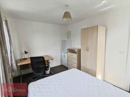 Cunningham Avenue - Photo 5