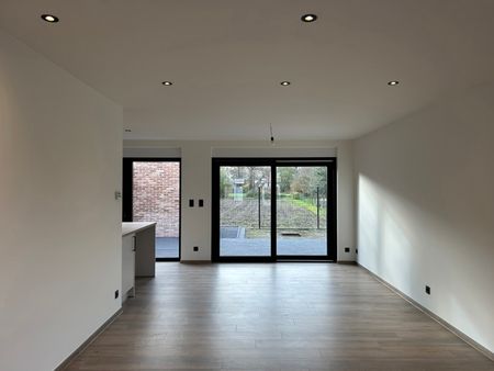 Half vrijstaande nieuwbouwwoning - Photo 2