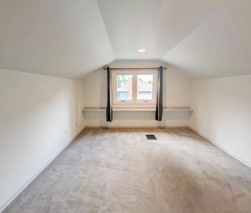977 Parkhill Ave, Burlington - All Inclusive 1 Bed Upper Unit - Photo 1