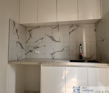 Modern fittings and fixture - Photo 5