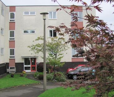 3 bedroom flat to rent - Photo 5
