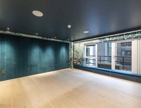 6 bedroom flat with 1 reception and 6 bathrooms in Mayfair, W1K - Photo 5