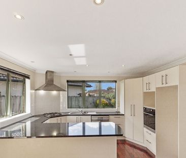 Four bedroom home! - Photo 3