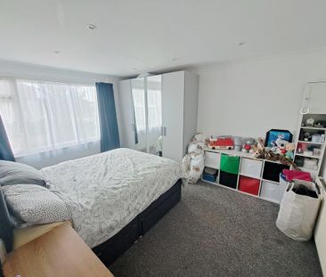 3 bedroom end of terrace house to rent - Photo 5